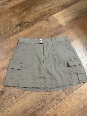 Cider Olive Cargo Mini Skirt